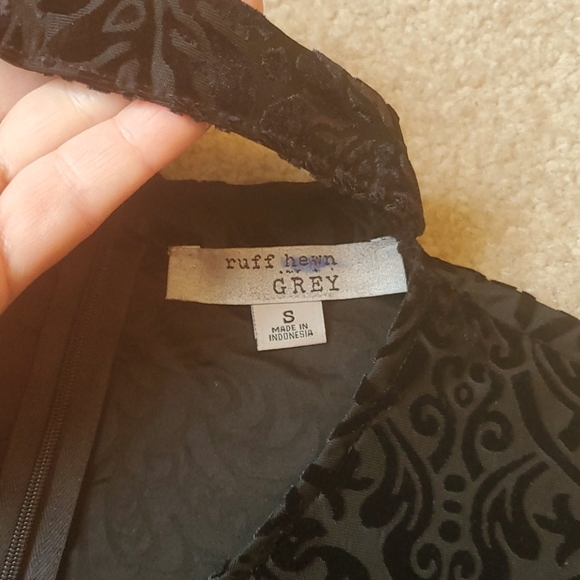 Ruff Hewn Grey dressy blouse size Small - Picture 11 of 12